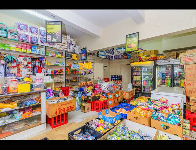 107M² BUSINESS FOR SALE IN MONTCLAIR